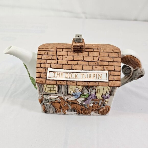 Christopher Wren THE DICK TURPIN Pub Teapot Staffordshire England Tableware - Picture 15 of 16